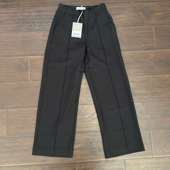 Everlane Pants - NWT Everlane Women’s The Dream Pant Black Elastic Waist W/ Waistband Size XS